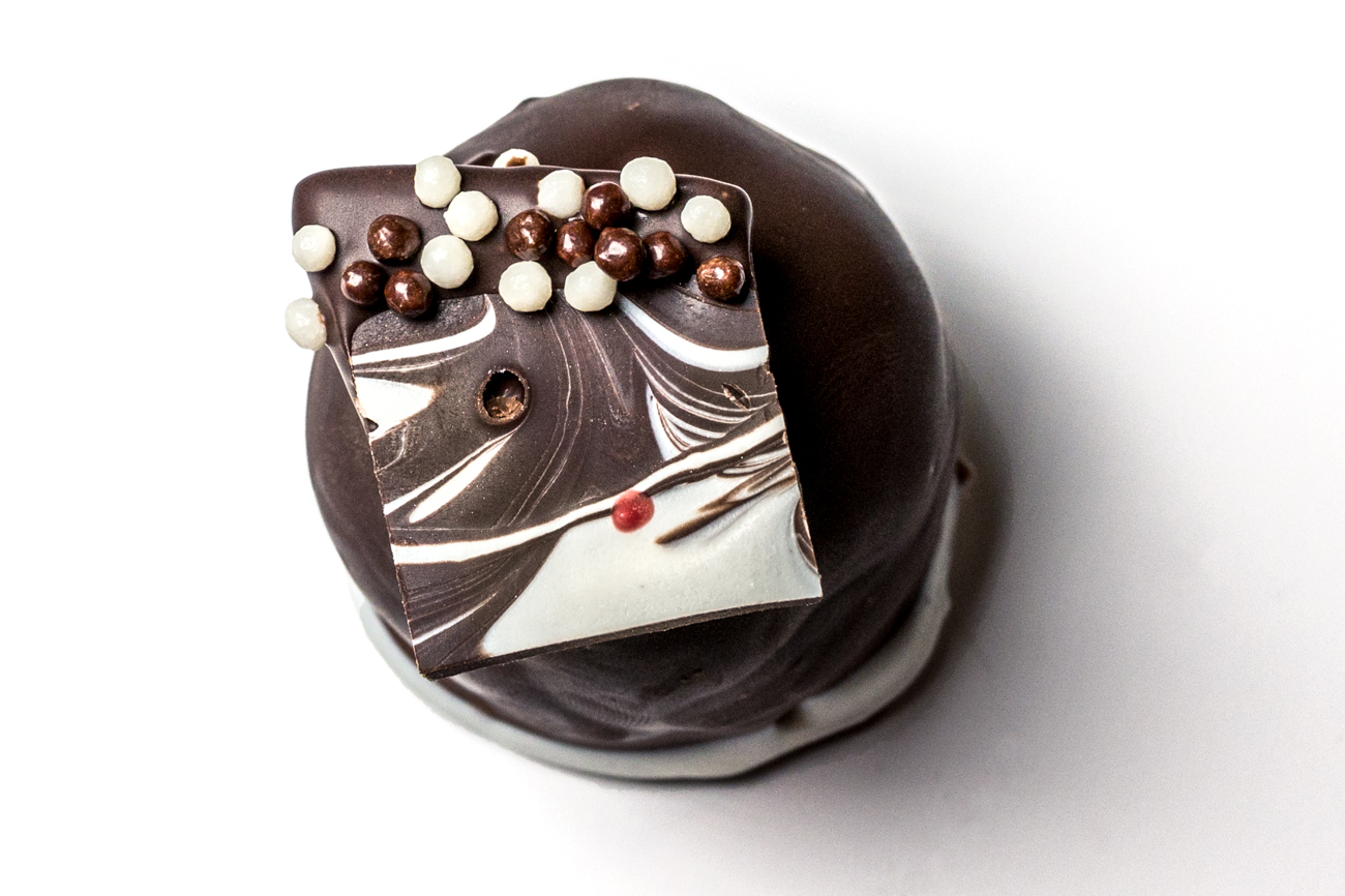 A Hamilton Chocolate Shop Leaves a Ruby Signature on Each Treat