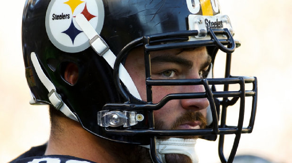 Steelers sign guard David DeCastro to 6-year contract