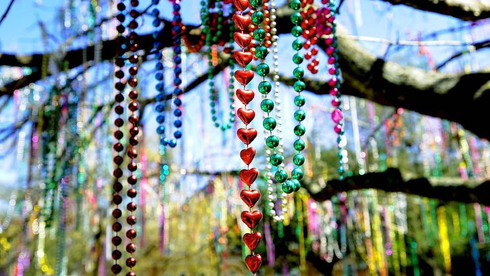 Tons Of Mardi Gras Beads Down The Drains In New Orleans Ksnv 4197