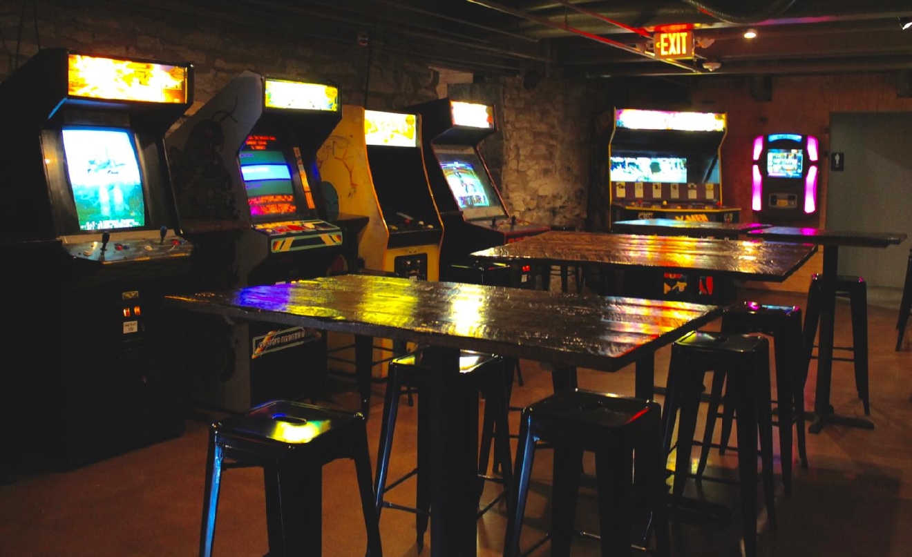 Smoke Justis: Where Can You Find A '90s Arcade Game Alongside A Ton Of Bourbon ...