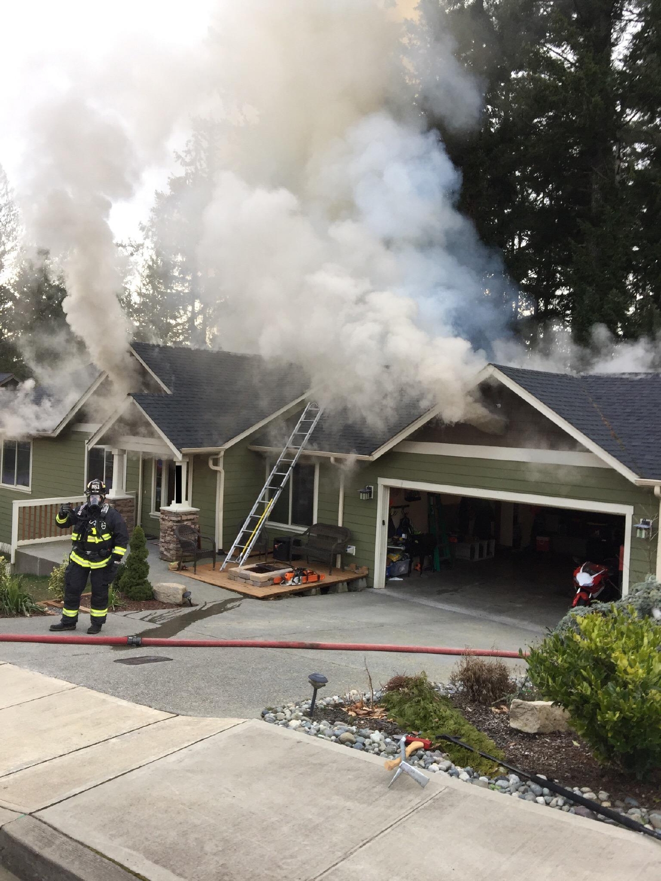 Bremerton family displaced after fire destroys home KOMO