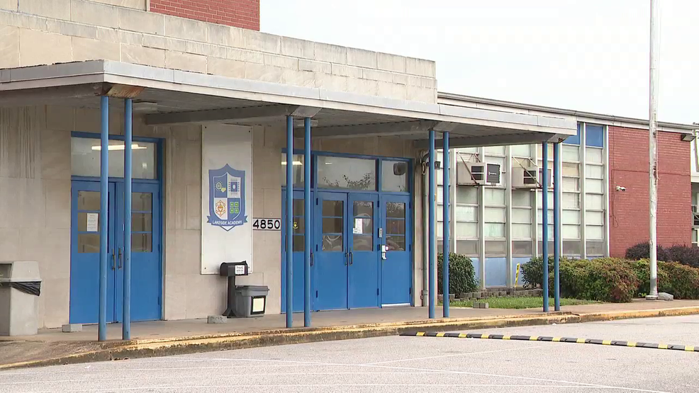 As Lakeside Academy set to close, parents question whether race