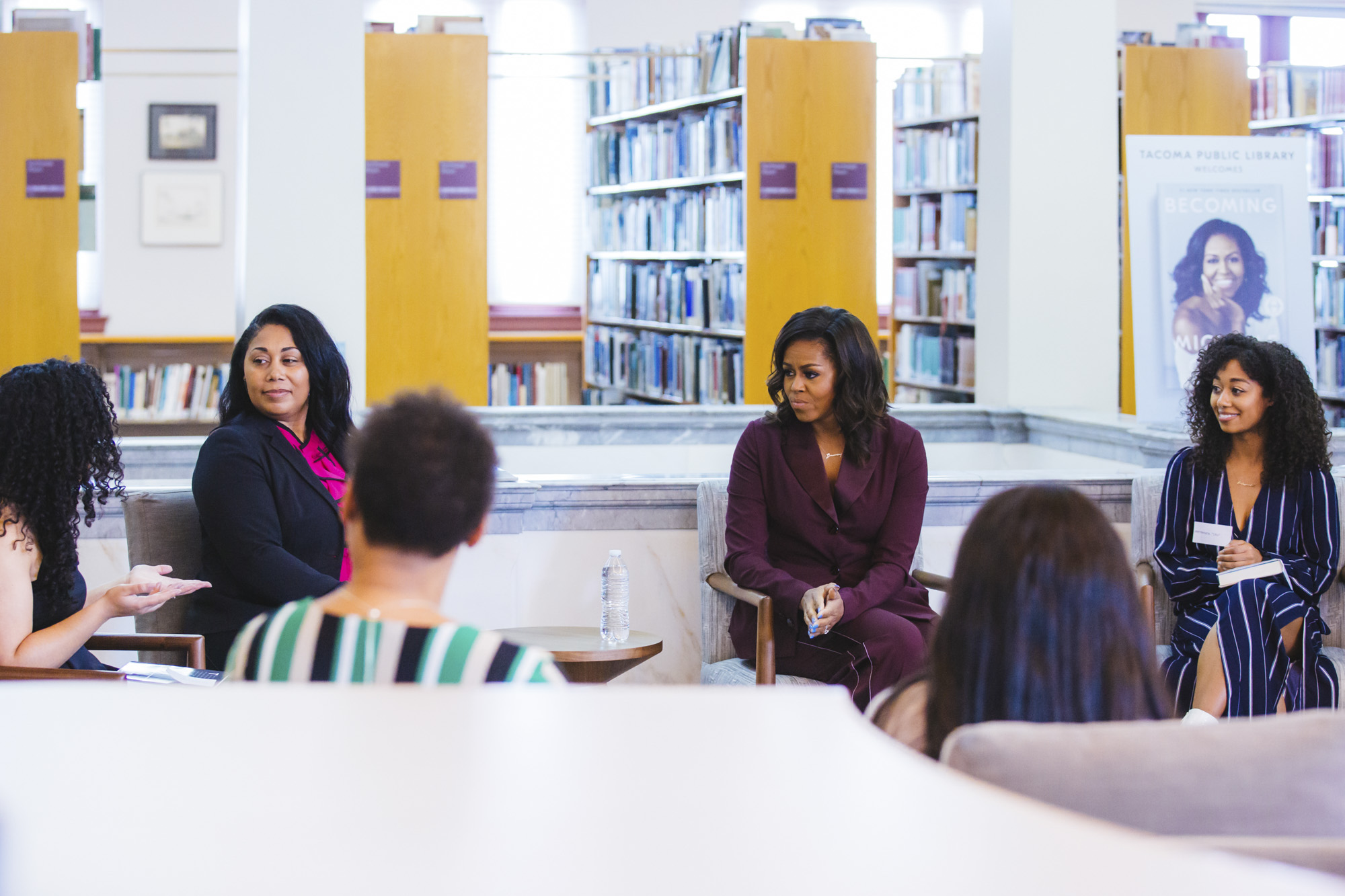 Photos: Michelle Obama surprises local book club at Tacoma Public Library | Seattle ...