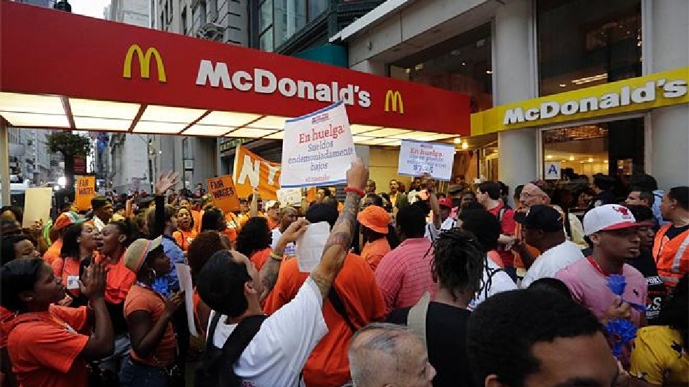 130829_Fast_Food_Protests_x_3.jpg