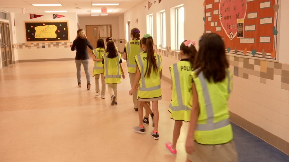 SISD safety patrol program provides lesson in helping community KFOX