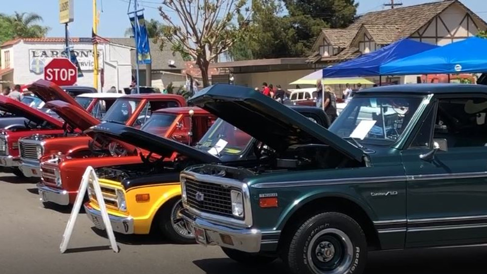 Kingsburg Car Show packed with people and cool contestants KMPH