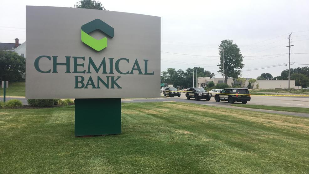 Armed Robber Runs Off With Cash From The Chemical Bank On West Main In ...