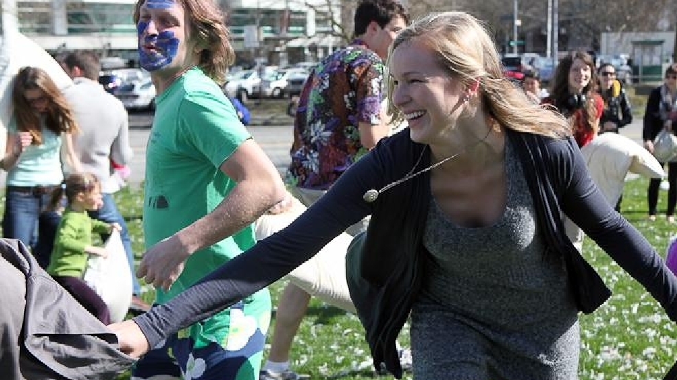 Photos Seattle Celebrates Pillow Fight Day Komo