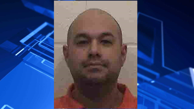 Report: Officials in Washington looking for man who escaped arrest