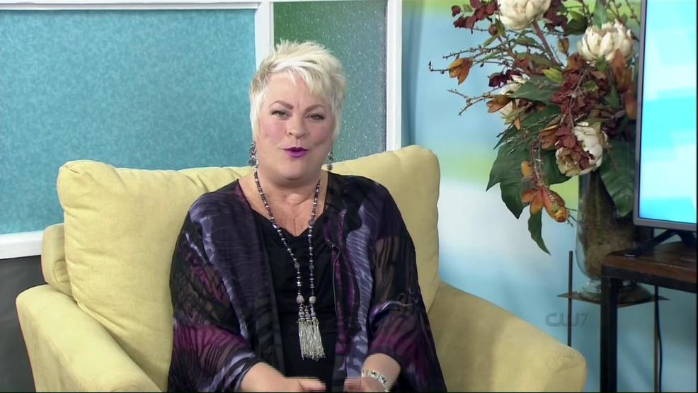11/17/17 Lori Moore, Music performance review show WWMT
